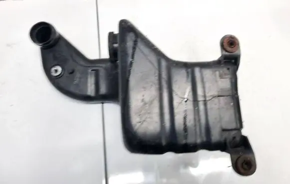 Intake resonator