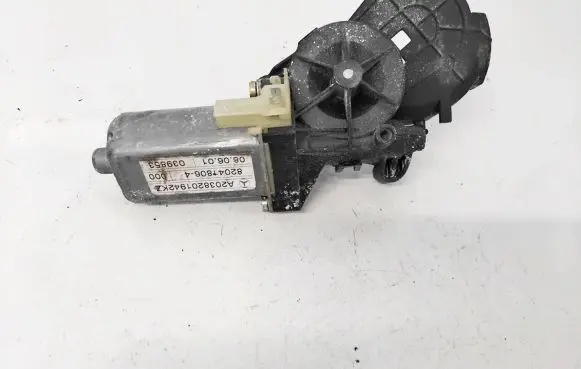 Ford Mondeo MK II Seat adjustment motor a2038201942kz 82041806-4