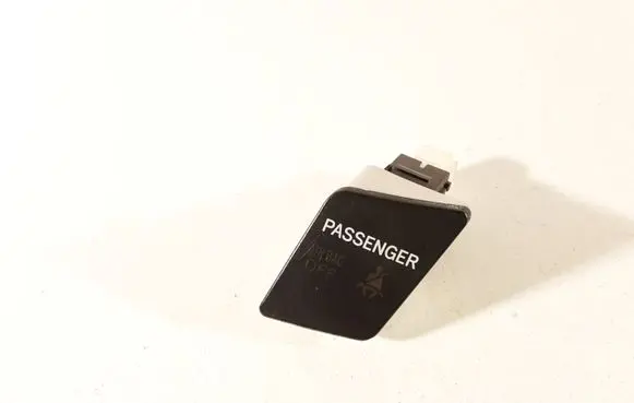 Toyota Yaris Passenger airbag on/off switch 839500D010