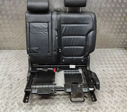 Volkswagen Touareg II Rear seat 7P6885777D 7P6885775AB