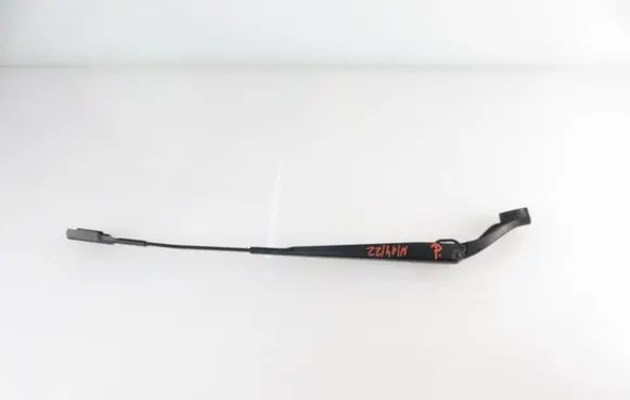 Citroen DS5 Front wiper blade arm 9800362680
