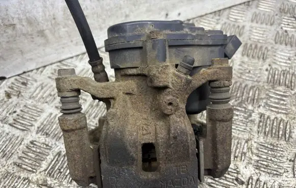 Mazda CX-5 II Rear brake caliper