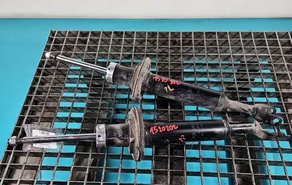 Volkswagen PASSAT B5.5 Front shock absorber/damper IMPRK1520202