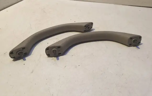 Nissan X-Trail T30 Front interior roof grab handle