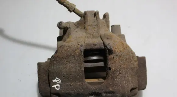 Volvo XC70 Front brake caliper
