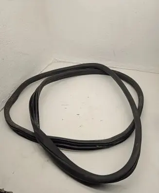 Mercedes-Benz GLE (W166 - C292) Rubber seal front door (on door) A1666970051