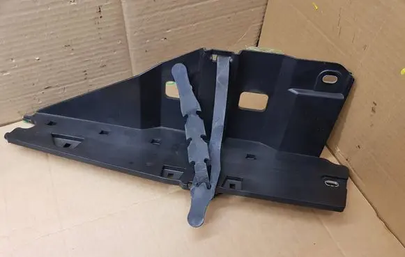 Volkswagen Golf VII Other trunk/boot trim element 5G0012129D 5G0012121B