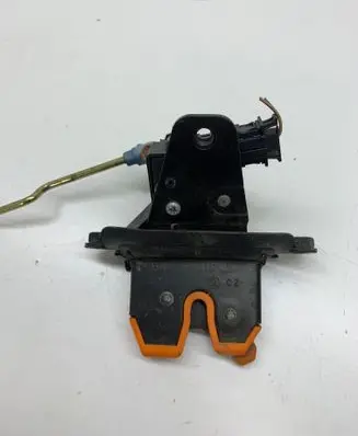 Skoda Octavia Mk1 (1U) Tailgate/trunk/boot lock/catch/latch 1U6827501C