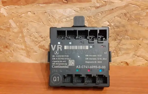 Mercedes-Benz E W212 Door control unit/module A2129004718 596