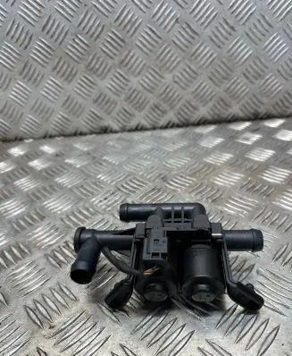 BMW 5 F10 F11 Coolant heater control valve 9310349