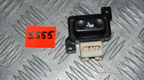 Lexus IS 220D-250-350 Seat control switch 182907