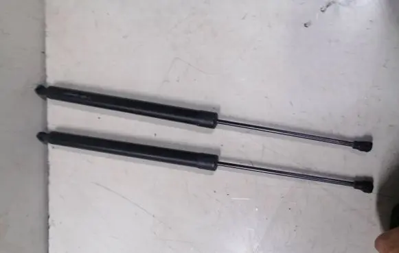 Opel Combo E Tailgate strut 9630677780