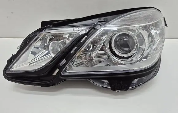 Mercedes-Benz E W212 Headlight/headlamp A2128205761