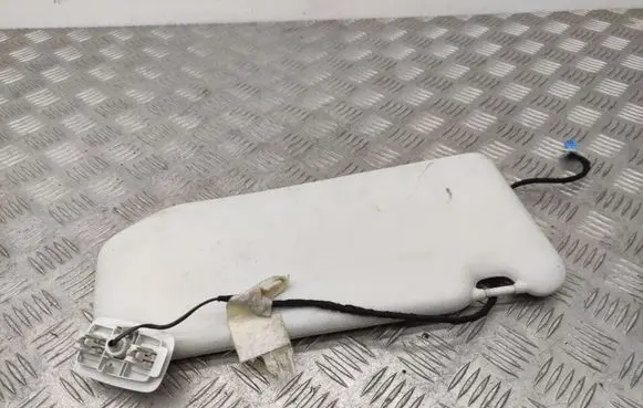 Peugeot 508 Sun visor