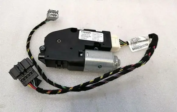 Mercedes-Benz GLS X166 Sunroof motor/actuator A1668200208