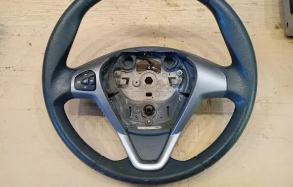 Ford Fiesta Steering wheel 8A613600DG 62149001