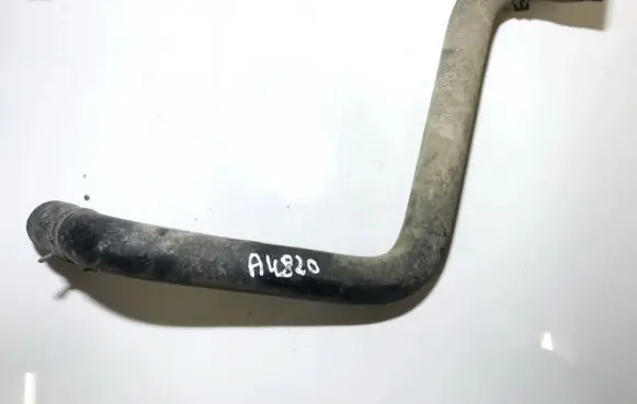 Volkswagen Golf IV Engine coolant pipe/hose