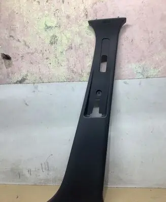 (B) pillar trim (bottom)