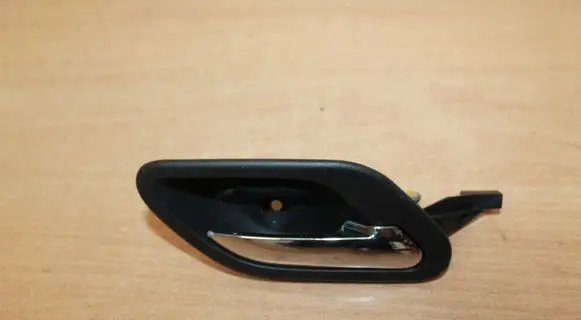 BMW 5 E39 Front door interior handle V209701
