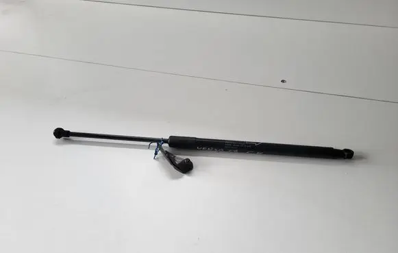 Toyota Verso Tailgate/trunk strut/damper