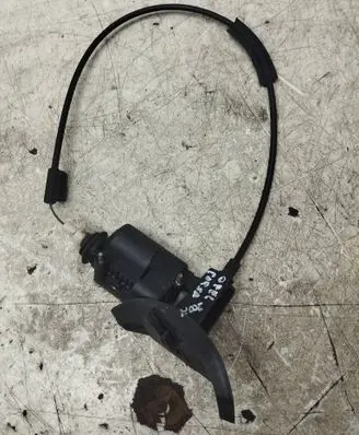 Opel Corsa D Fuel cap flap release cable 315242409