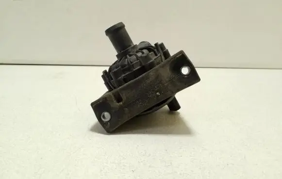 Audi e-tron Electric auxiliary coolant/water pump 4KE121061 707613000