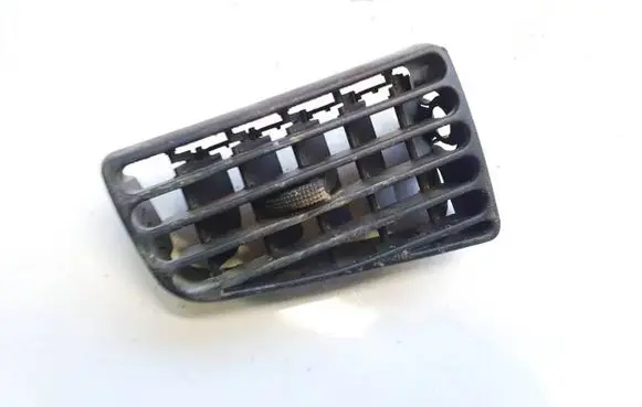 Volkswagen PASSAT B4 Dash center air vent grill 3a1819764