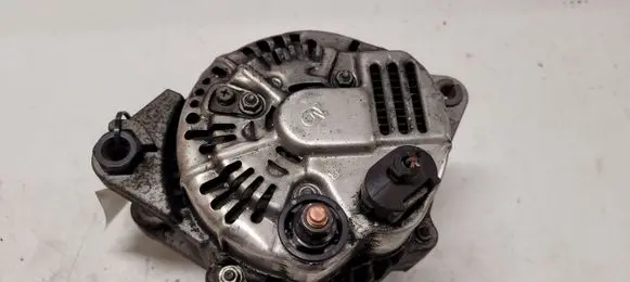 KIA Sorento Generator/alternator 373004A300 021319212