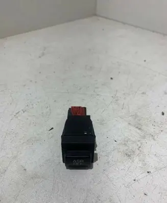 Traction control (ASR) switch