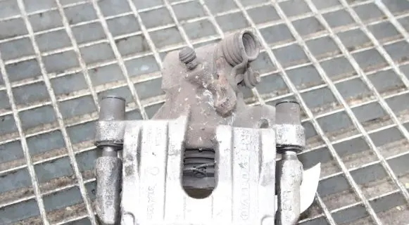 Volvo V40 Rear brake caliper