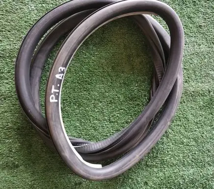 Audi A3 S3 8P Rubber seal rear door 8P4833721