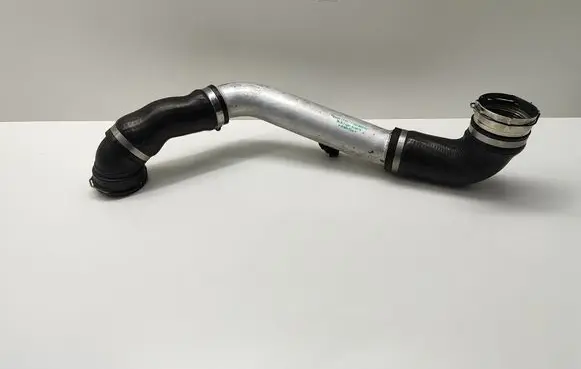 Intercooler hose/pipe