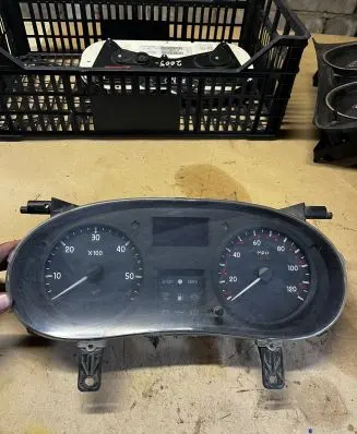 Renault Master II Speedometer (instrument cluster) 216719459 P8200199512 NS70384761