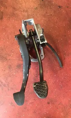 BMW 1 E81 E87 Pedal assembly 6762250