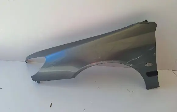 Peugeot 607 Fender
