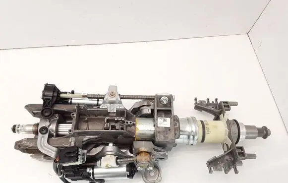 BMW 5 F10 F11 Steering wheel axle 6788155 1056004 616577