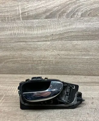 Peugeot 307 Rear door interior handle 9643604477