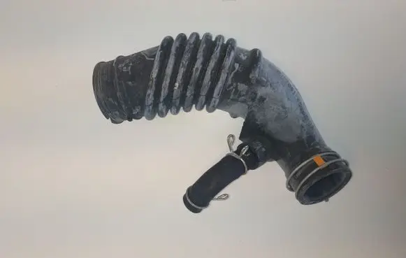 Coolant pipe/hose