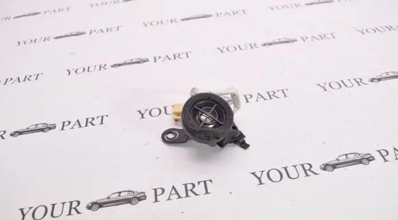 Lexus RX 330 - 350 - 400H Other interior part 861600E150