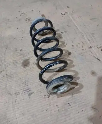 Peugeot 3008 I Rear coil spring