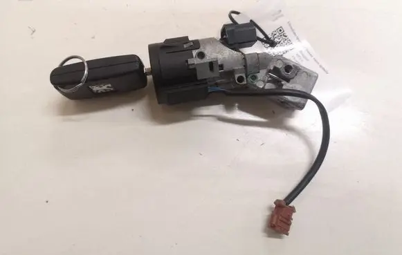 Peugeot 407 Ignition lock 9648445180