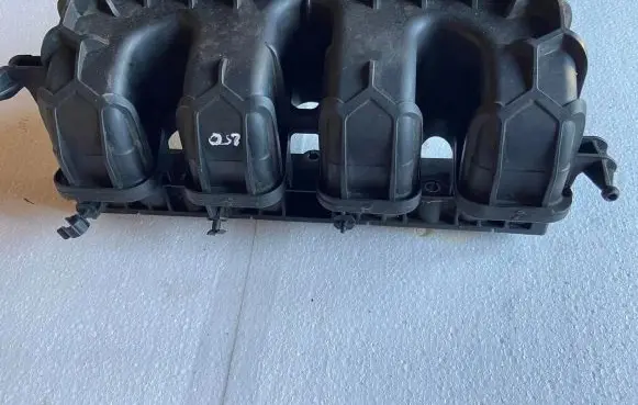 Ford Mondeo MK IV Intake manifold AG9G9424BE