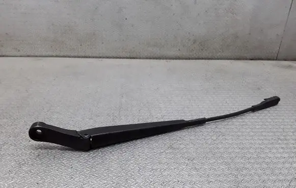 Opel Zafira B Front wiper blade arm 13145564