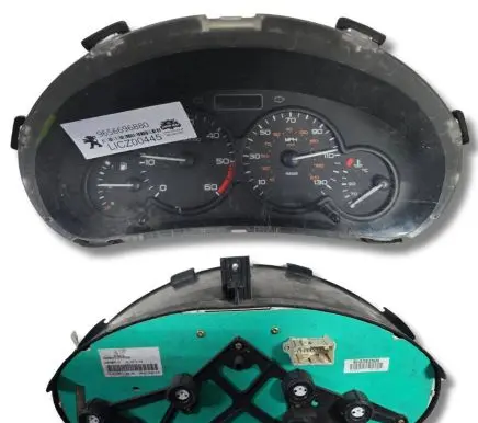 Peugeot Partner Speedometer (instrument cluster) 9656696880