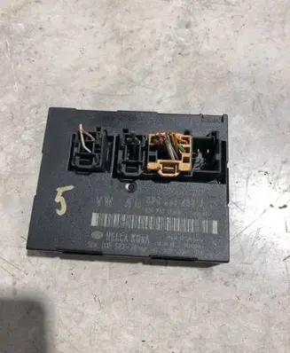 Audi A3 S3 8P Comfort/convenience module 8P0959433J