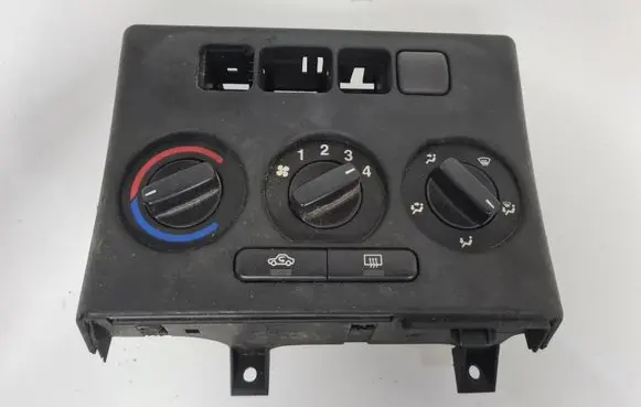 Opel Zafira A Climate control unit 90560950 04329