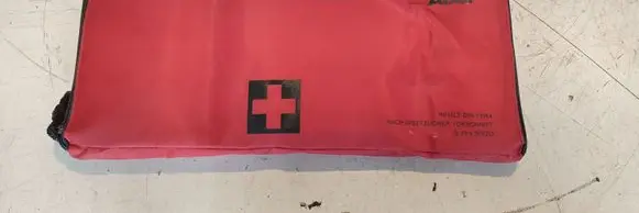 Audi A5 8T 8F First aid kit 8K0860282