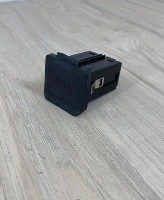 Opel Meriva B AUX in-socket connector 13339485