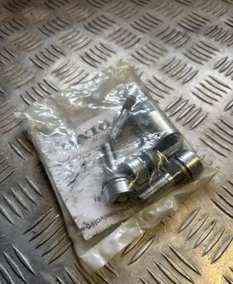 Volvo XC60 Nuts/bolts 30760187