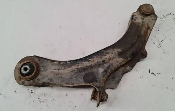 Renault Scenic II - Grand scenic II Front lower control arm/wishbone